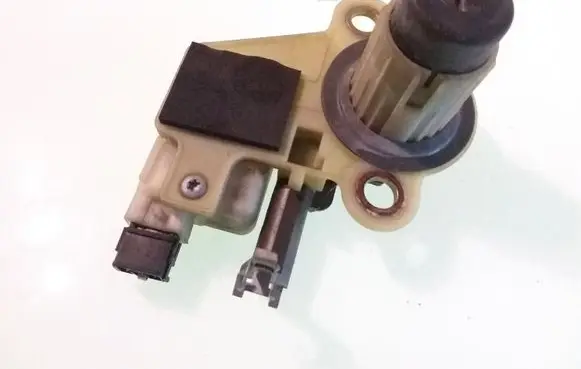 Loading door lock