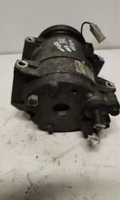 Volvo V70 Air conditioning (A/C) compressor (pump)