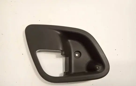 Iveco Daily 6th gen Front door handle cover 