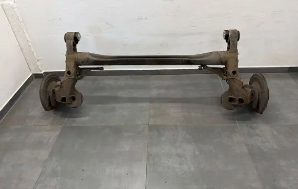Opel Meriva B Rear axle beam 