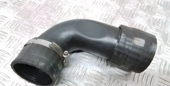 Intercooler hose/pipe
