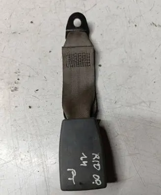 Rear seatbelt buckle