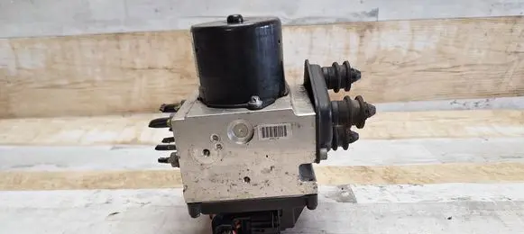 Volkswagen PASSAT B6 ABS Pump 3C0614095E 15535002 15535102C