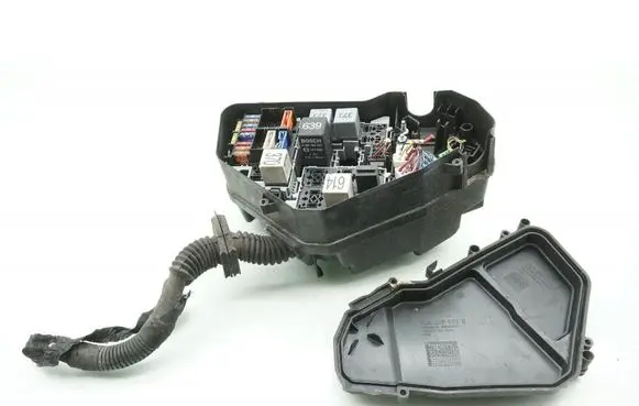 Audi Q7 4L Fuse box set 7L0937576A