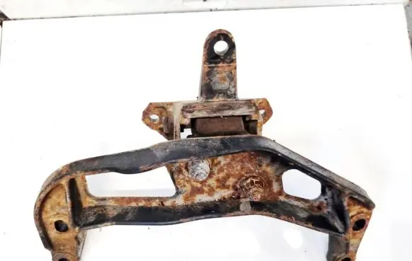Ford Mondeo MK I Engine mount bracket 93bb6p072ae