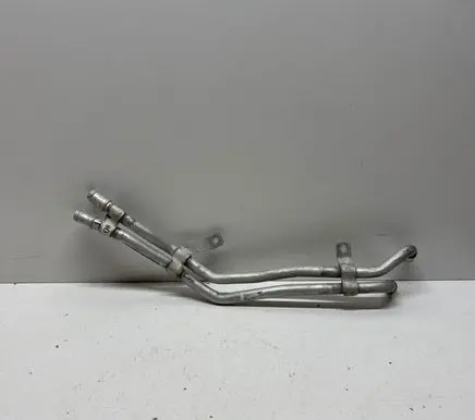 Engine coolant pipe/hose