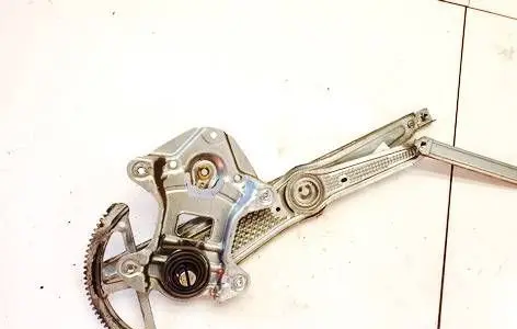 Toyota Yaris Sliding door window regulator with motor 