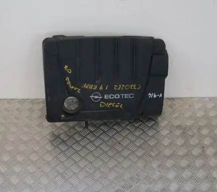 Opel Zafira B Engine cover (trim) 55558384 315829598