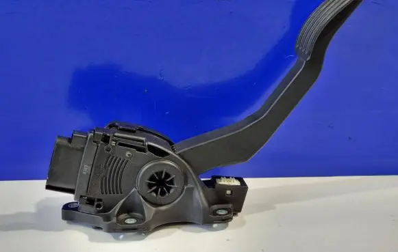 Volvo S60 Accelerator throttle pedal 31329062 31255496