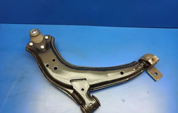 Citroen Xsara Front lower control arm/wishbone 40160500002 3520A8 MEYLE