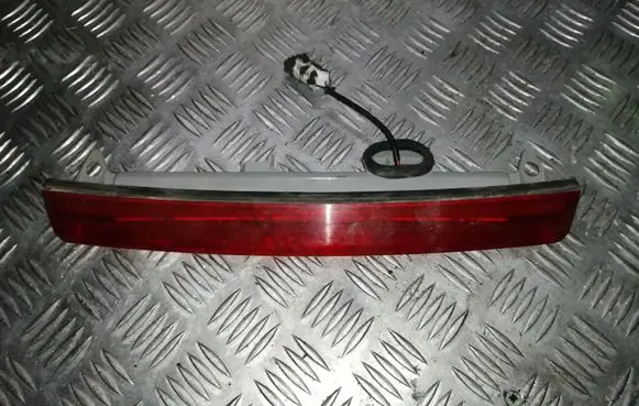 Toyota Avensis T250 Third/center stoplight