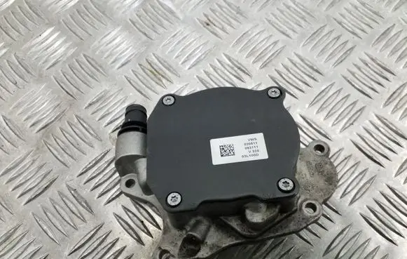 Skoda Superb B6 (3T) Vacuum pump 03L145207 03L100D