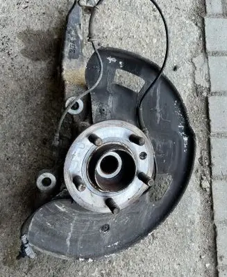 Land Rover Range Rover Sport L320 Front wheel hub spindle knuckle