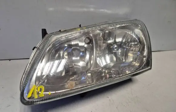 Nissan Almera N16 Headlight/headlamp