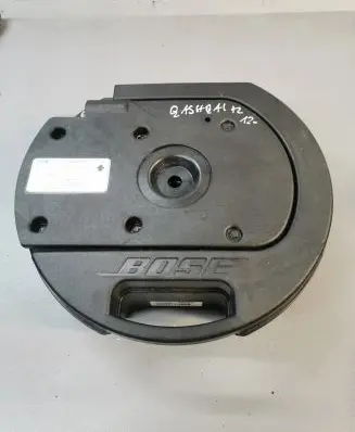 Nissan Qashqai+2 Subwoofer speaker
