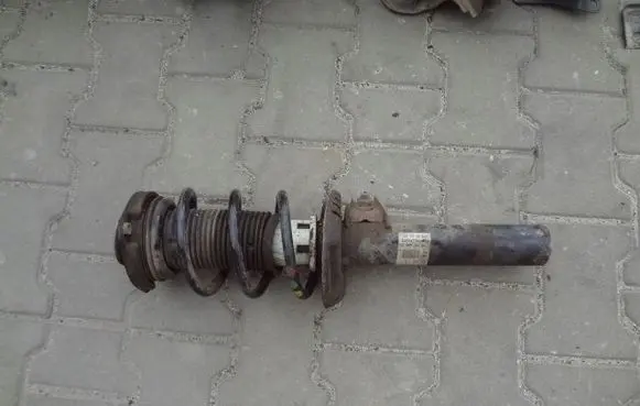 Audi TT TTS Mk2 Front shock absorber with coil spring