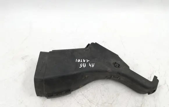 Audi A4 S4 B5 8D Air intake hose/pipe 058129617D