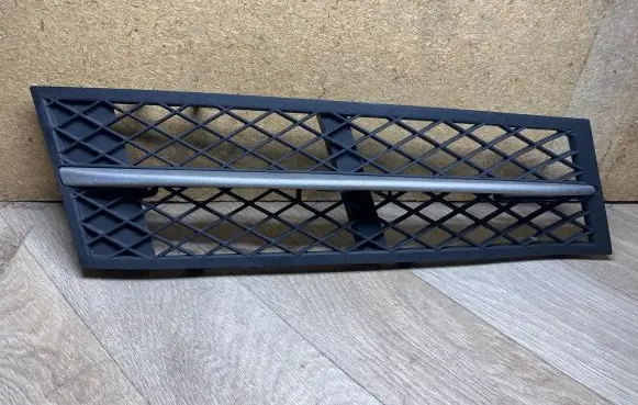 BMW 5 F10 F11 Front bumper lower grill 7200698 51117200698 7231860