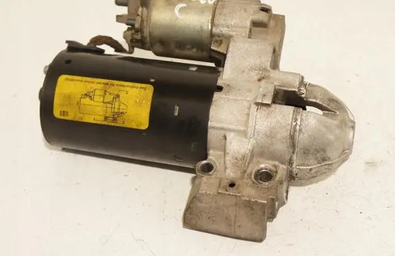 BMW 1 E81 E87 Starter motor 0001148010