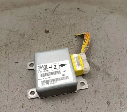 Nissan Terrano Airbag control unit/module 285568F200 0285001186 YE8F2987060630