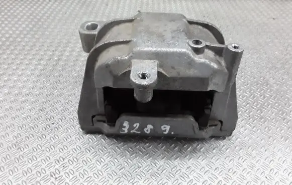 Seat Toledo III (5P) Engine mount bracket 1K0199262AS