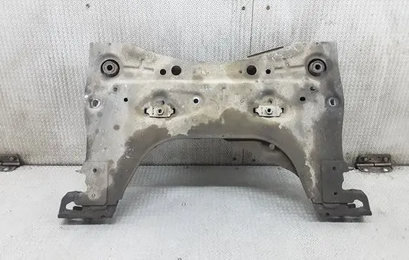 Renault Clio III Front subframe