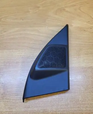 Volvo XC90 Front door high frequency speaker 8666661