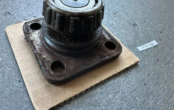 Nuts/bolts