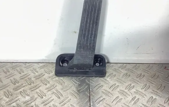 Lexus RC Accelerator throttle pedal