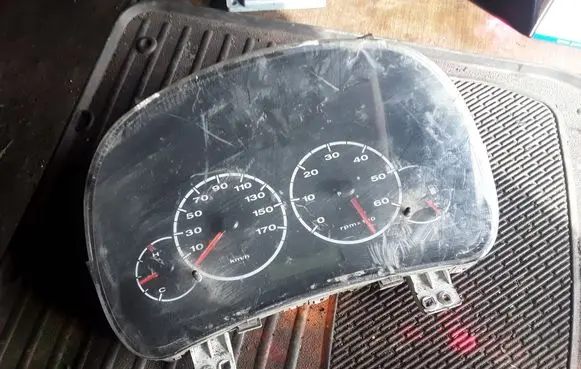 Peugeot Boxer Speedometer (instrument cluster) 1339327080