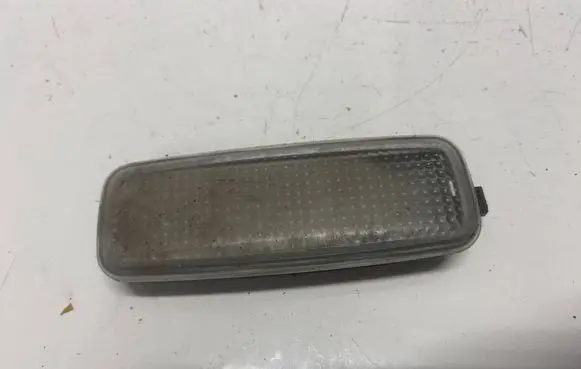 Audi A6 S6 C5 4B Other interior light 8l0947105a