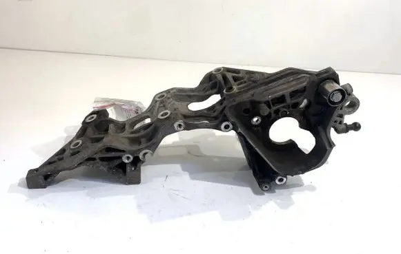 Volkswagen Golf VII Generator/alternator bracket 04L903143D