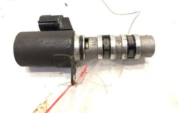 Nissan Altima Camshaft position sensor 