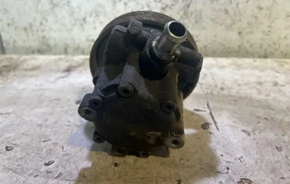 Peugeot Expert Power steering pump 7617955556 1400831380 325071025
