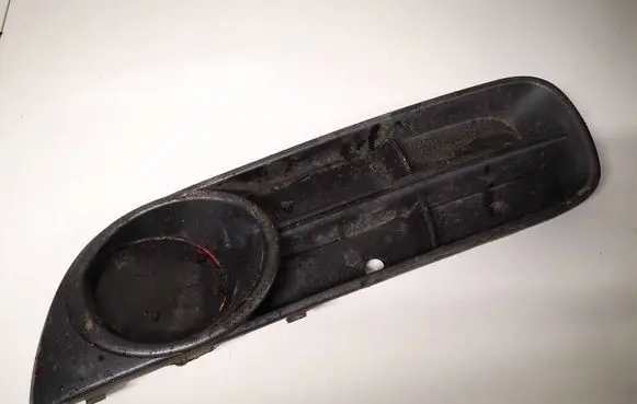 Front bumper lower grill