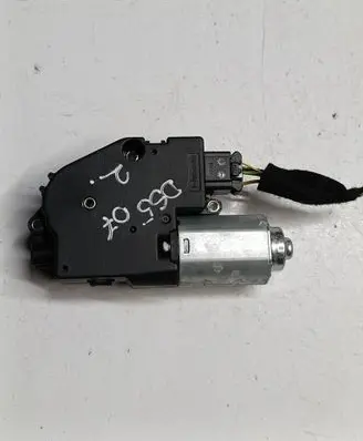 Citroen DS5 Sunroof motor/actuator 1731706A 05205365 WR09C01AA