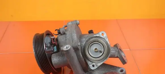 Opel Insignia A Water pump 55490715 B16DTH