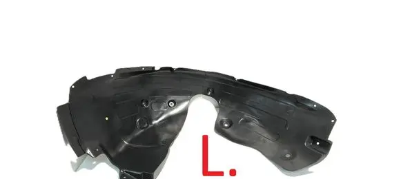 Front wheel arch liner splash guards