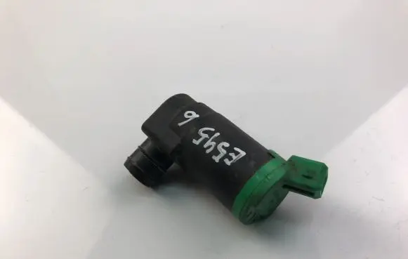 Peugeot Expert Windscreen/windshield washer pump 643458