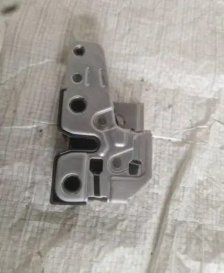 Volkswagen Touran I Tie down hook / loop 1T0823509C