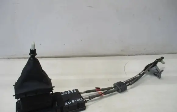 Peugeot 308 Gear selector/shifter in gearbox 