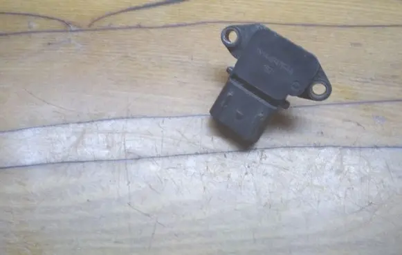 Jaguar S-Type Air pressure sensor 1N1A9F479AA