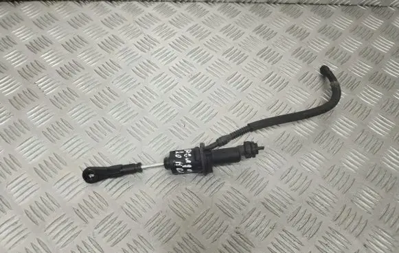 Peugeot 407 Clutch slave cylinder 9681439480