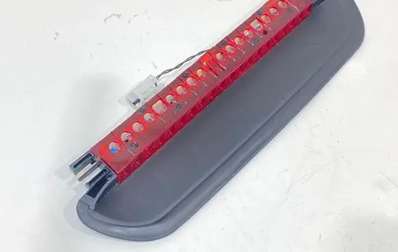 BMW 3 E90 E91 Third/center stoplight 7145519 2DA00997103