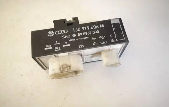 Seat Ibiza IV (6J,6P) Coolant fan relay 1J0919506M