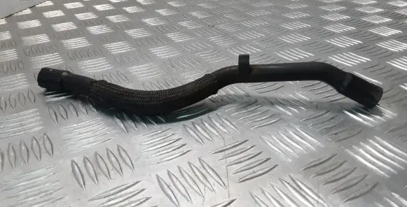 Renault Latitude (L70) Breather hose/pipe 8200558965