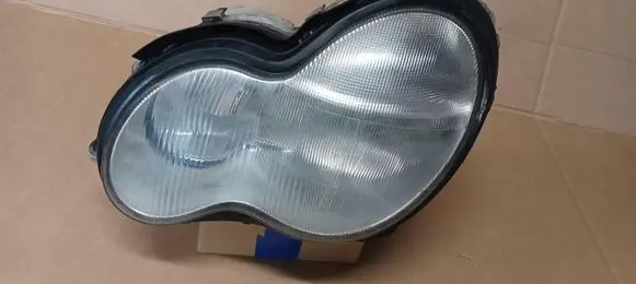 Mercedes-Benz C W203 Headlight/headlamp