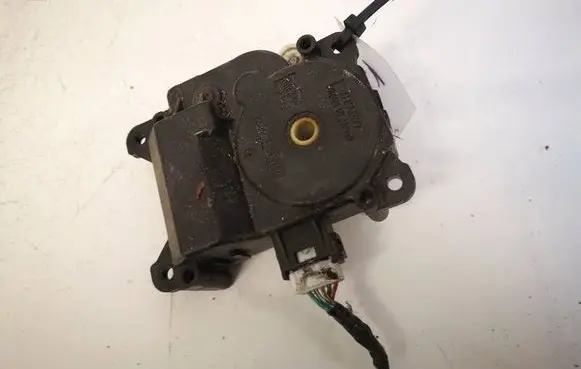 Toyota RAV 4 (XA20) Air flap motor/actuator 0638000240
