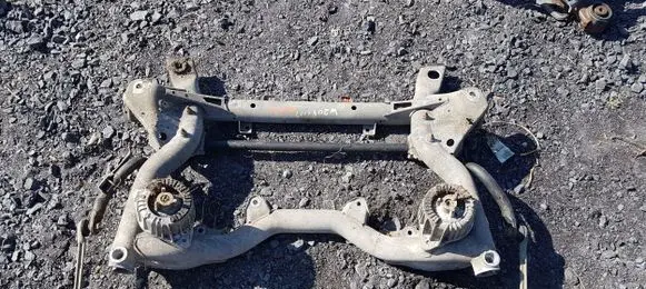 Mercedes-Benz C W204 Front subframe