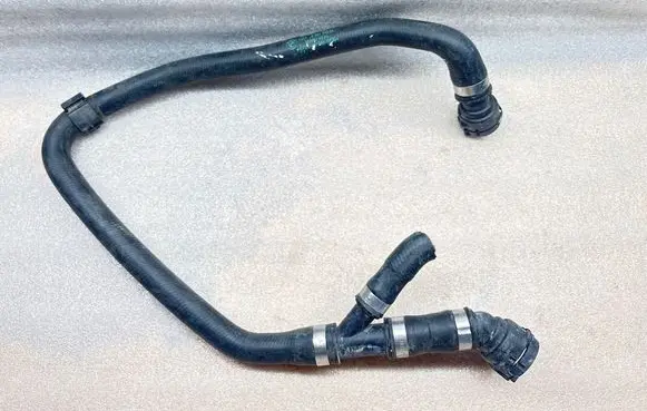 BMW M4 F82 F83 Engine coolant pipe/hose 9307243 16269713
